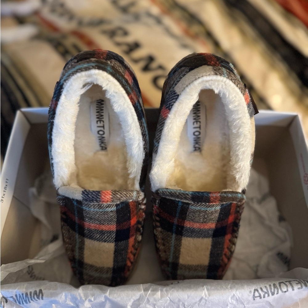 Minnetonka Tempe Moccasins